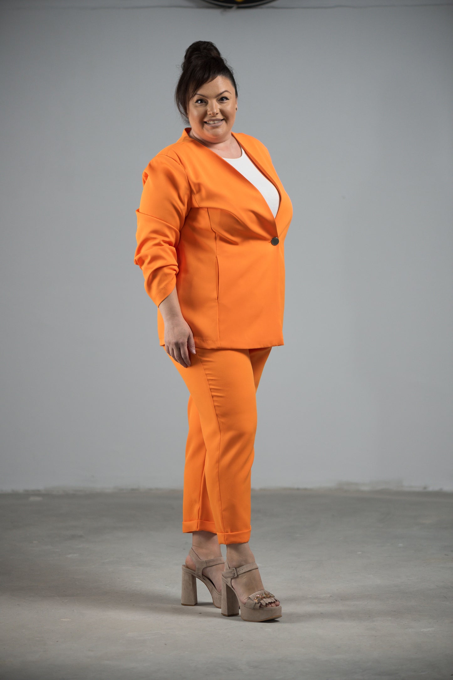 Costum Kenya Orange